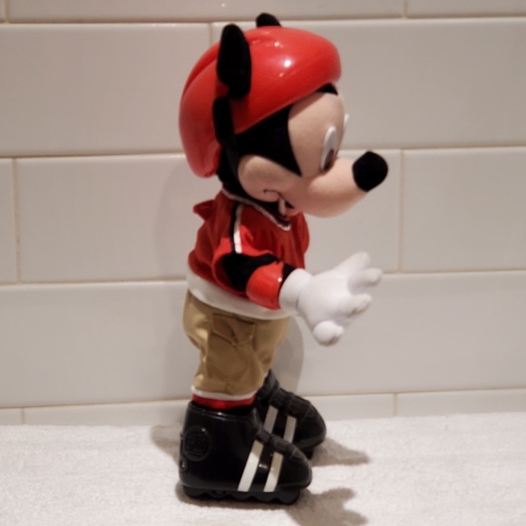 FISHER PRICE, Talk and Skate Mickey - Picture 2 of 11